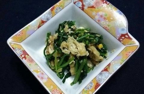 和食のもとで作る！ほうれん草と卵の炒め物